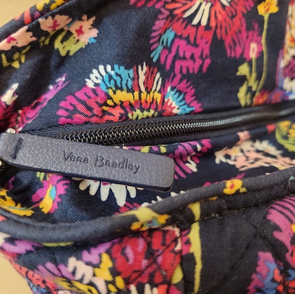 Vera Bradley Bag - Picture 2 of 3